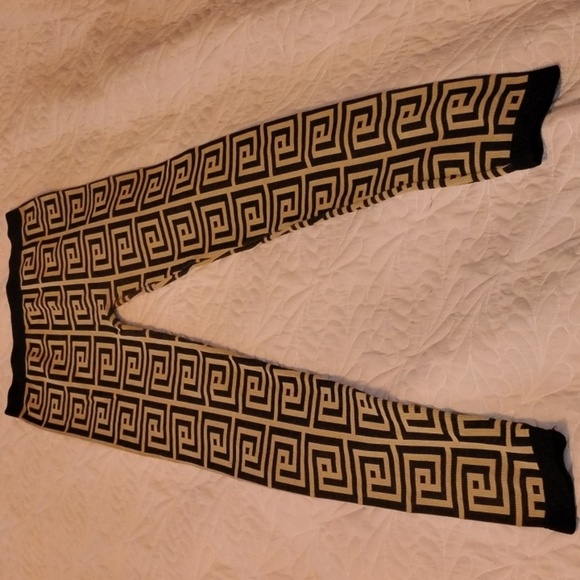 Love J USA Women's Geometric Patterned Two-Piece Set, Size: S/M - Picture 2 of 11